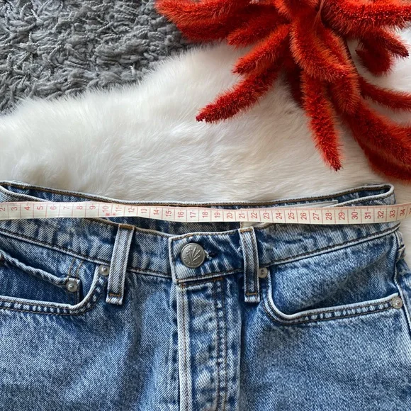 Rag & Bone High-Rise Denim Shorts - Picture 6 of 8